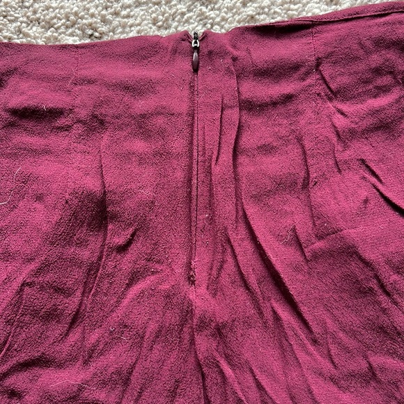 Burgundy lace soft shorts - Picture 3 of 5